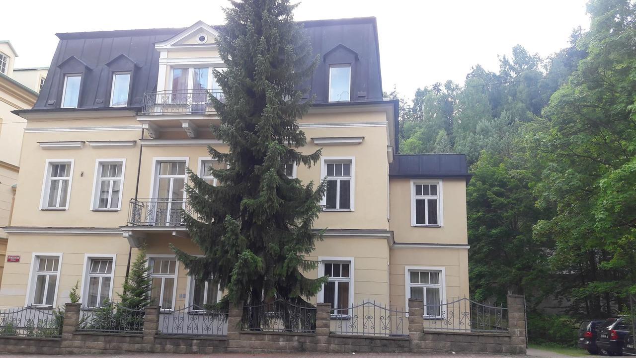 Apartman Lesni Pramen Mariánské Lázně Exterior foto